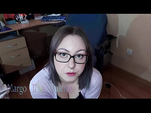 ❤️ Nighean gnèitheach le speuclairean a’ suirghe Dildo gu domhainn air a’ chamara ️❌  Sluts leinn gd.pornoreino-com.ru ﹏